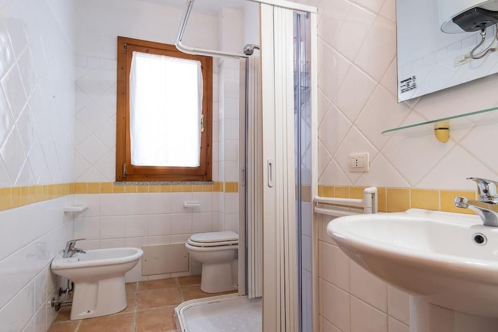 Luisa Sunny House Apartment Santa Maria Navarrese Exterior foto
