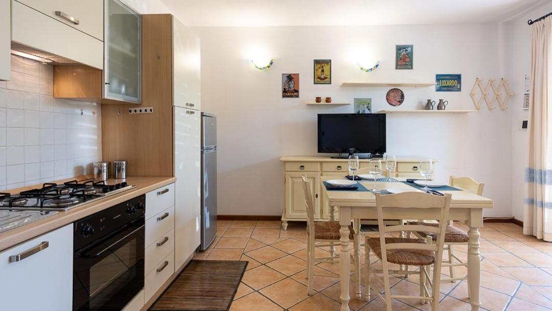 Luisa Sunny House Apartment Santa Maria Navarrese Exterior foto