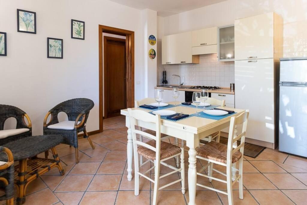 Luisa Sunny House Apartment Santa Maria Navarrese Exterior foto